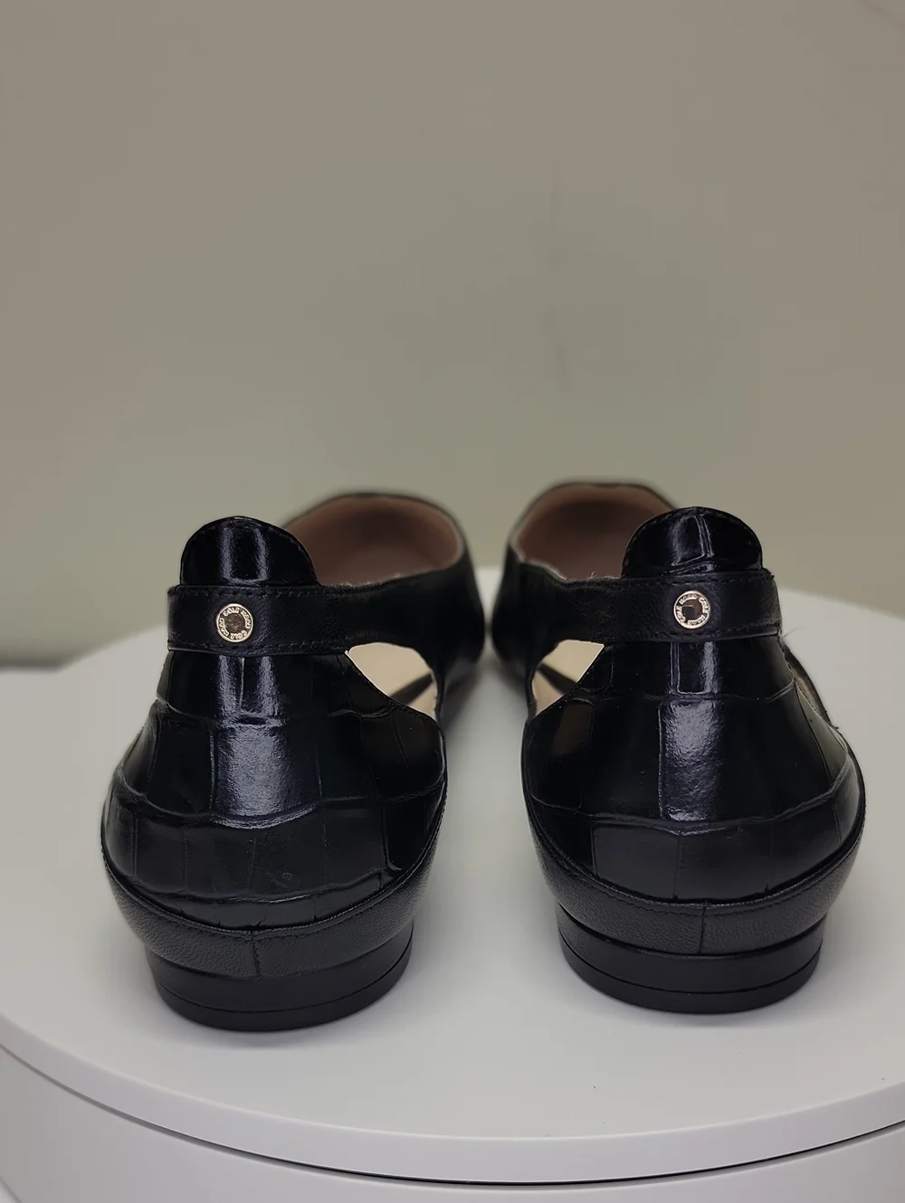 Cole Haan Vintage Black Pointed Toe Leather Flats Sz 9